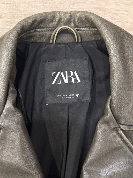 ZARA Cropped Olive Faux Leather Moto Jacket with Belt - Picture 3 of 5